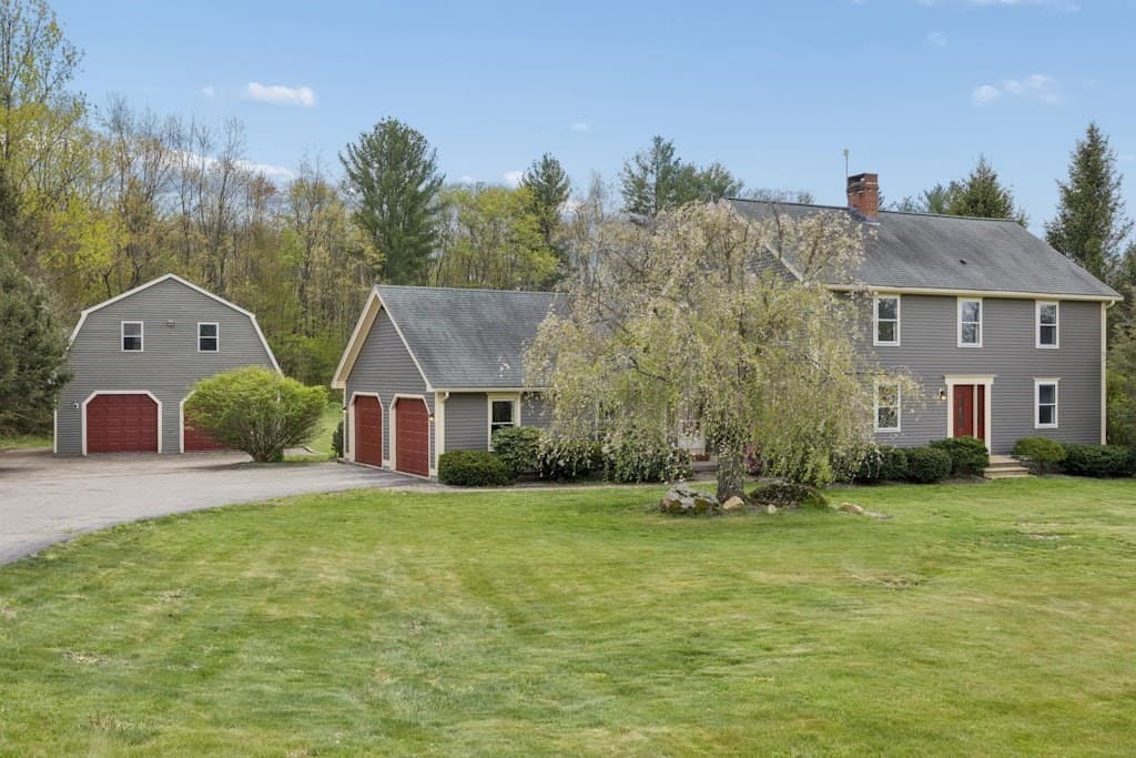 11 Kittredge Road, Spencer MA 01562