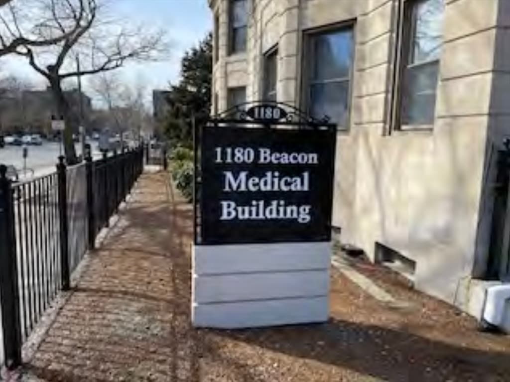 1180 Beacon St # 7C, Brookline MA 02446 photo 2