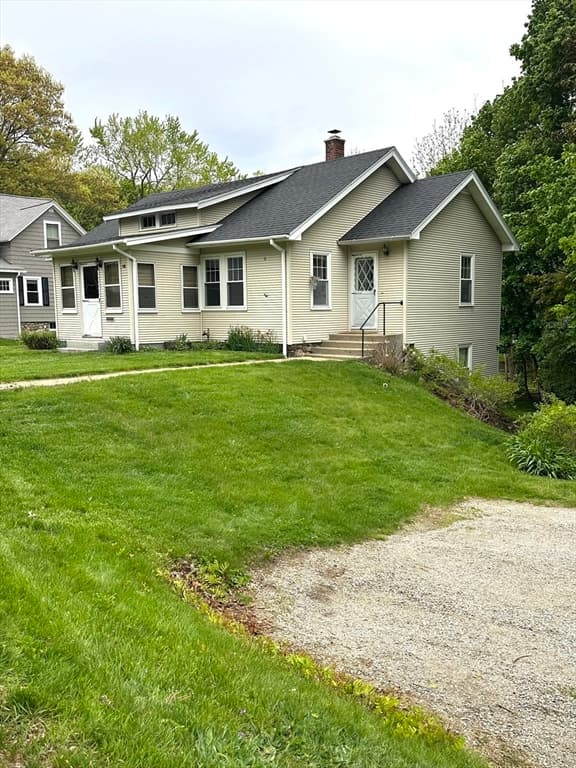 Single Family Residence at 10 Park St, Auburn MA 01501, Auburn, photo 2 of 22