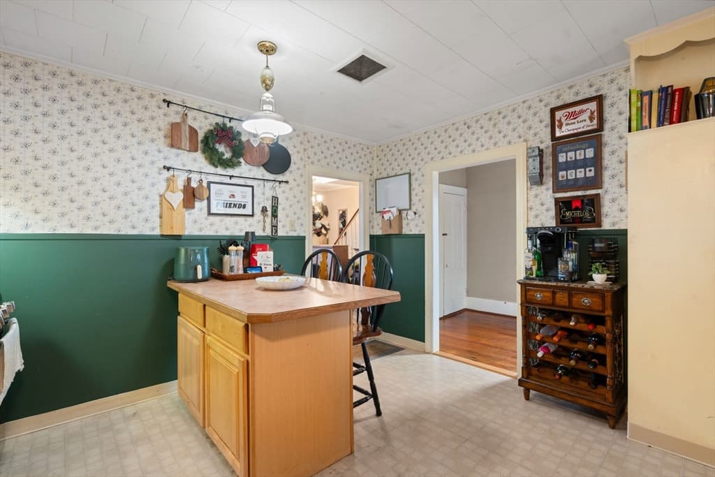 Single Family Residence at 2271 Main St, Warren MA 01092, Warren, photo 12 of 25