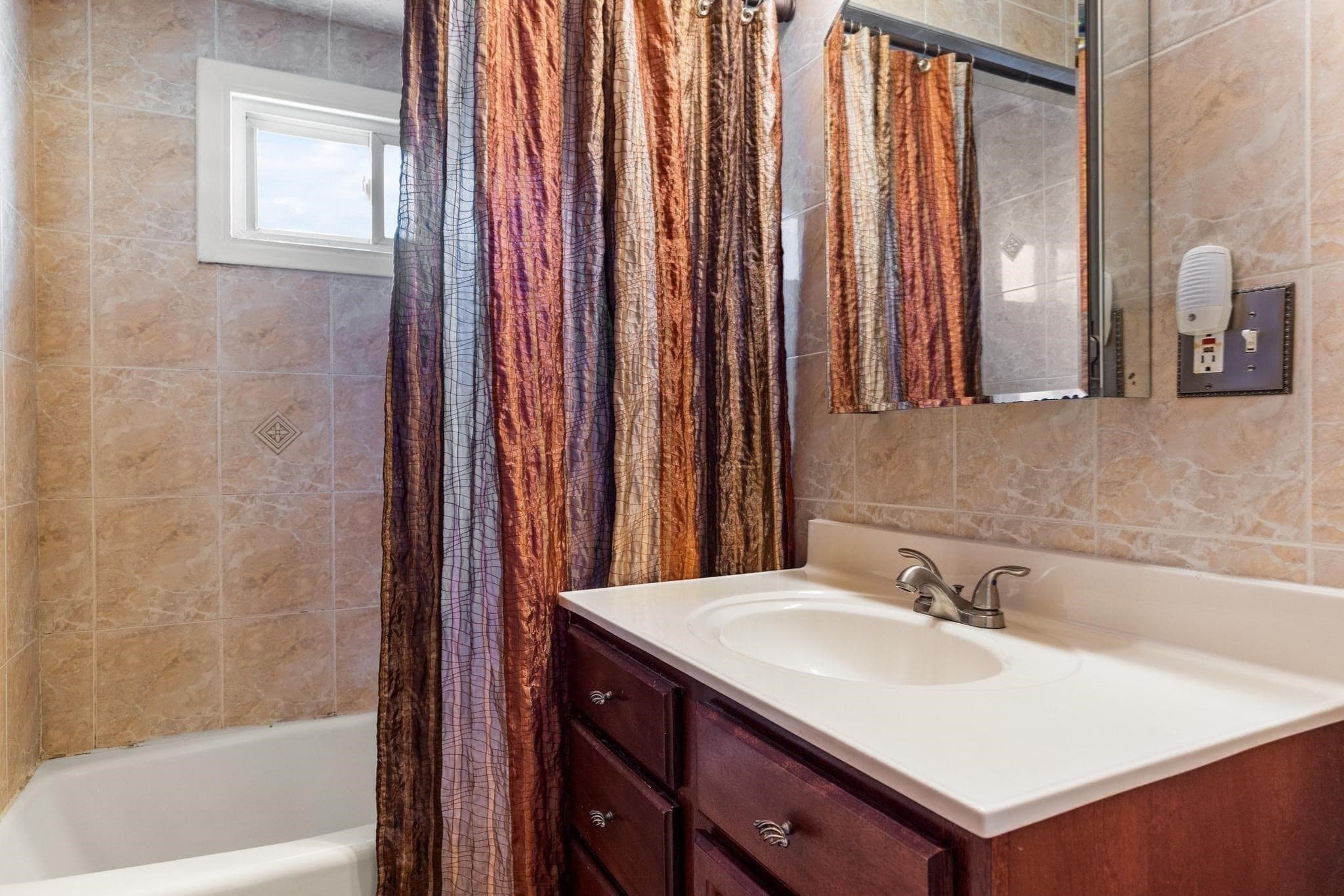 Single Family Residence at 42 Freeman Ave, Everett MA 02149, Everett, photo 30 of 40