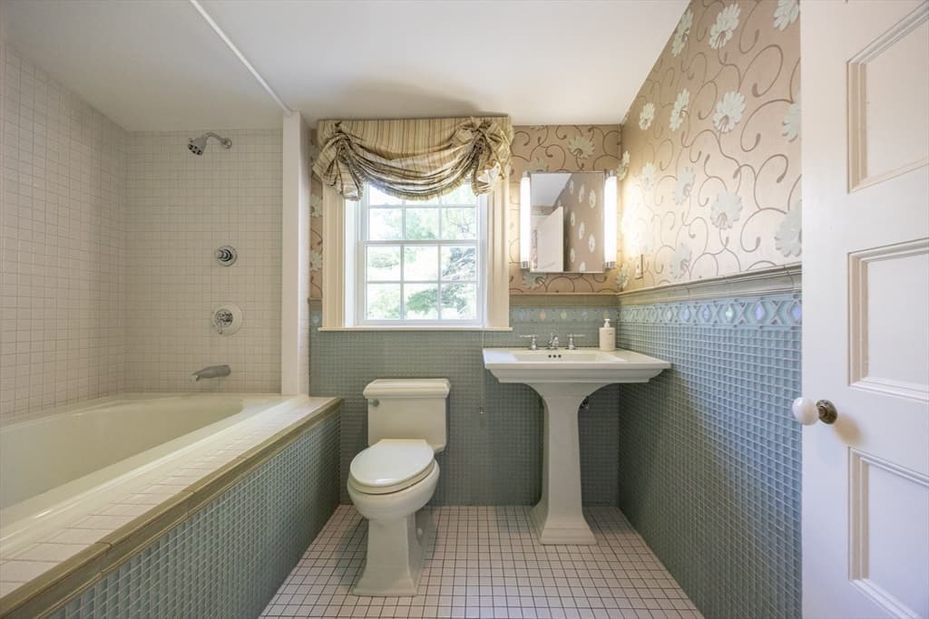 Single Family Residence at 55 Parkwood Drive, Milton MA 02186, Milton, photo 31 of 41