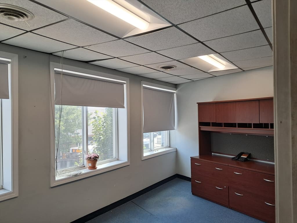418 Bridge St, Lowell MA 01850 photo 14