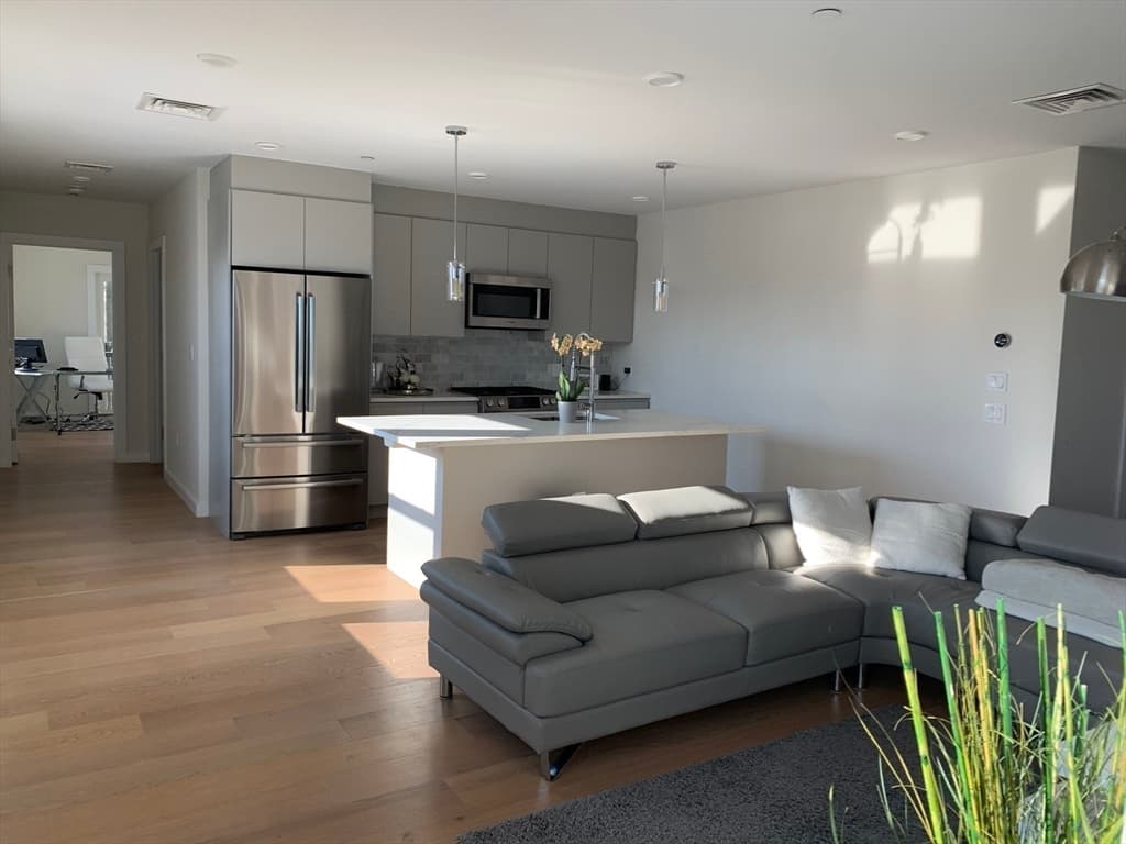Condominium at 16 Boardman St # 204, Boston MA 02128, Boston, photo 16 of 24