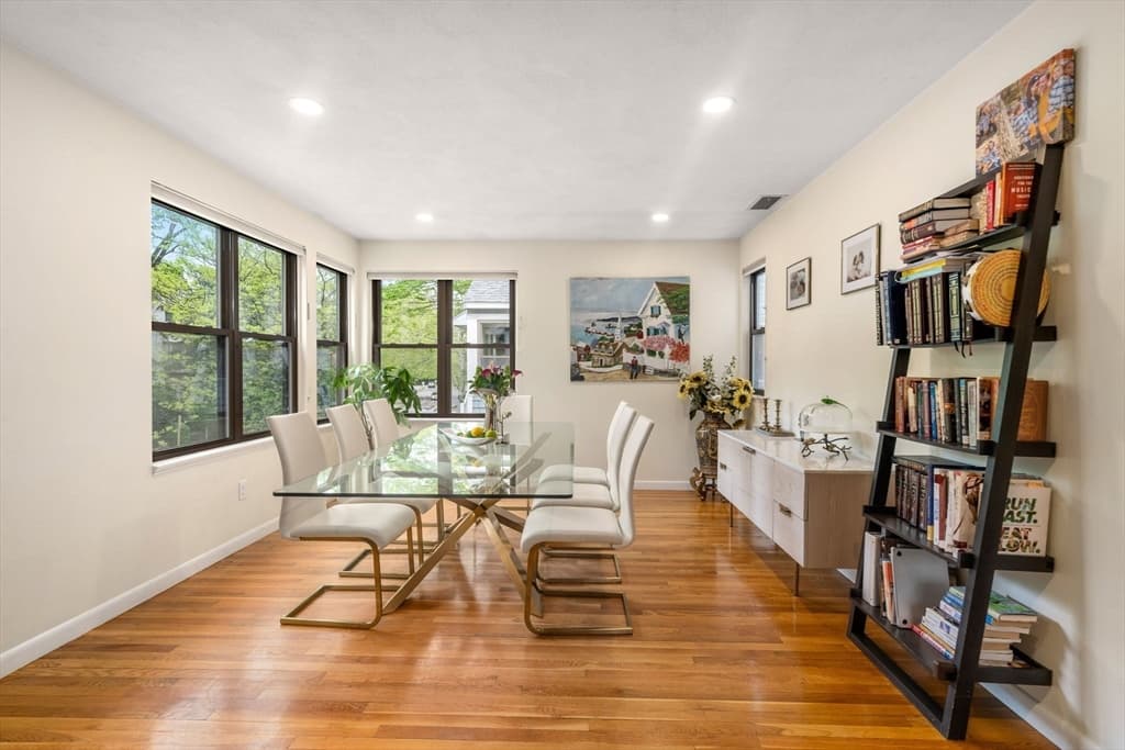 Condominium at 620 Washington St # 620, Brookline MA 02446, photo 13 of 30