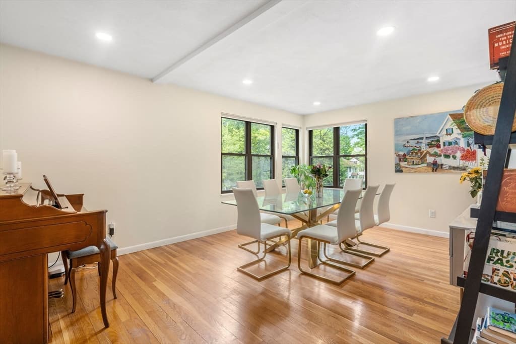 Condominium at 620 Washington St # 620, Brookline MA 02446, photo 12 of 30