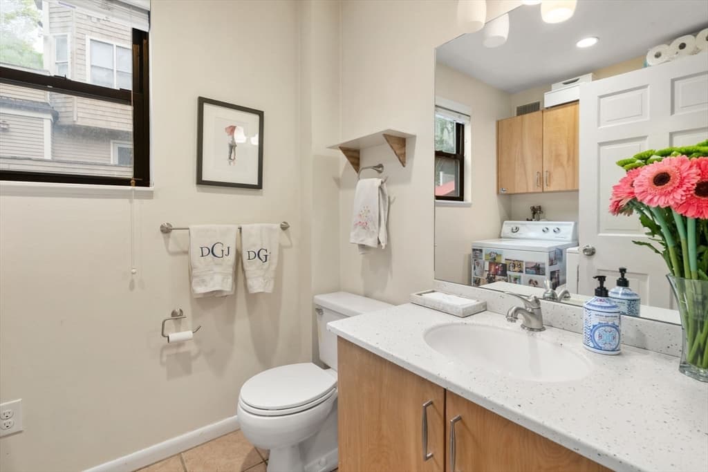Condominium at 620 Washington St # 620, Brookline MA 02446, photo 26 of 30