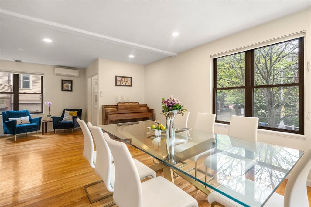 Condominium at 620 Washington St # 620, Brookline MA 02446, photo 14 of 30