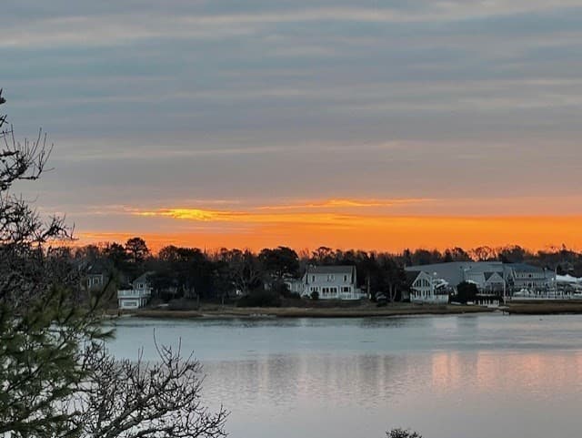 29 Bass River Rd, Yarmouth MA 02664