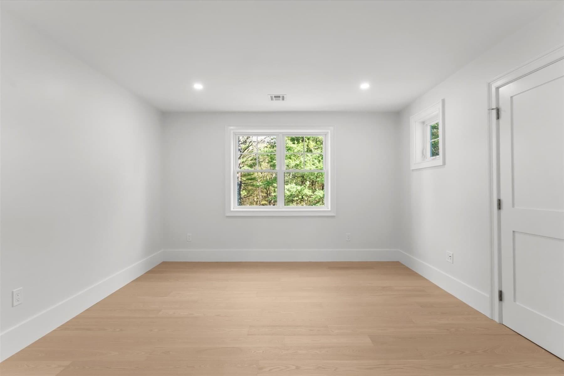 Single Family Residence at 150 Fruit St, Hopkinton MA 01748, photo 21 of 41
