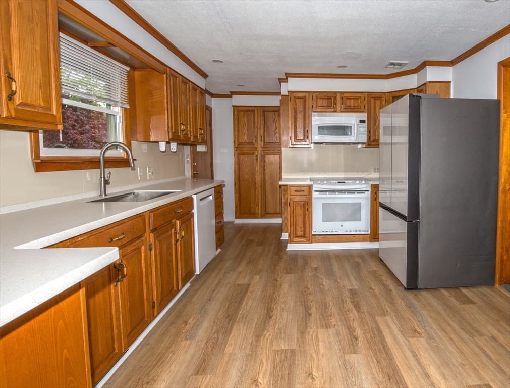 143 Cottage Road, Enfield CT 06082 photo 15