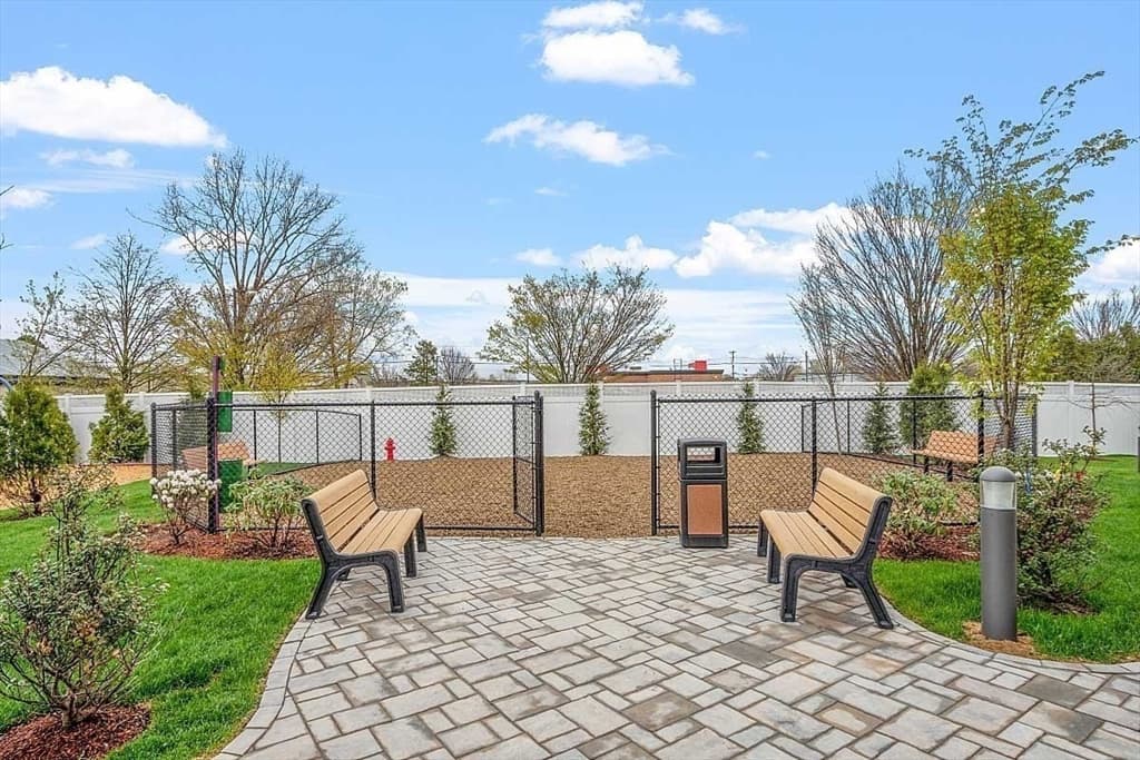 Condominium at 320 Middlesex Ave # B205, Medford MA 02155, photo 32 of 40