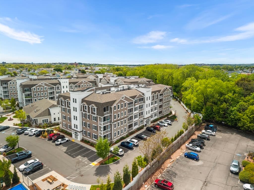 Condominium at 320 Middlesex Ave # B205, Medford MA 02155, photo 35 of 40