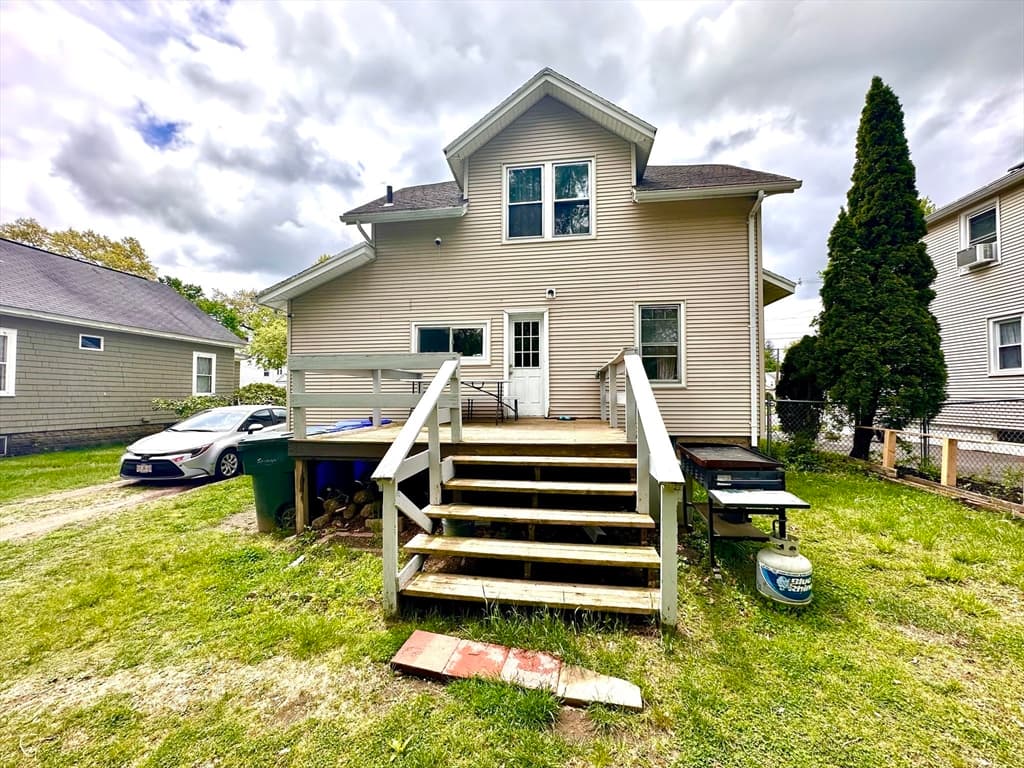 107 Dorset St, Springfield MA 01108 photo 14