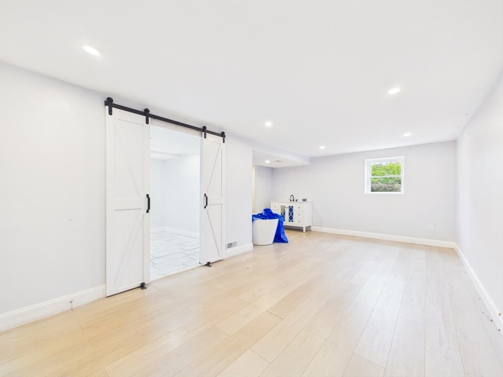 15 Sunset Dr, Randolph MA 02368 photo 32