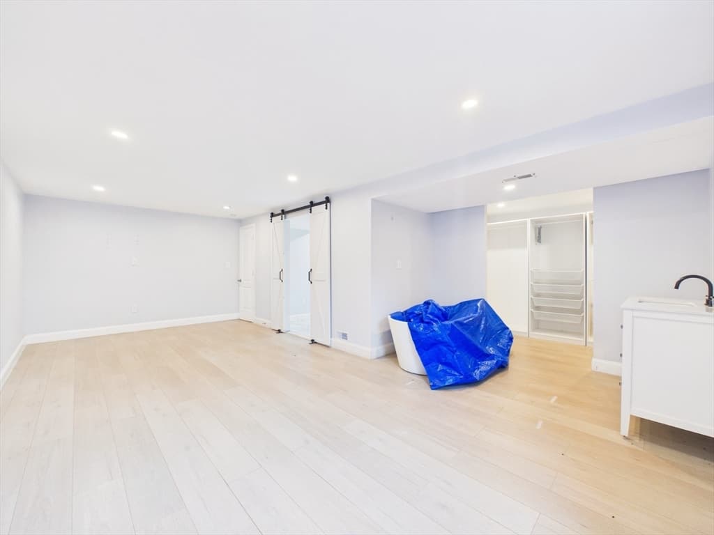15 Sunset Dr, Randolph MA 02368 photo 33