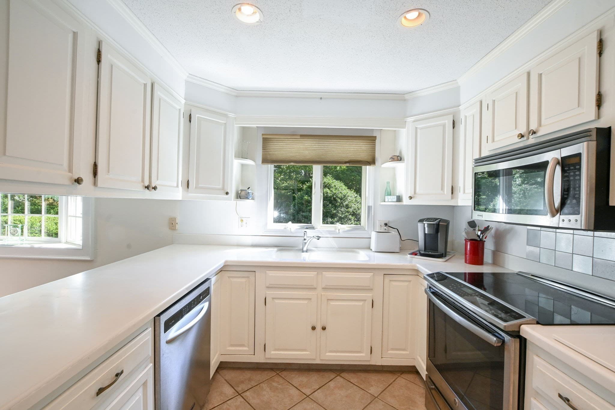 Single Family Residence at 9 Faunce Mountain Rd, Sandwich MA 02563, photo 8 of 24