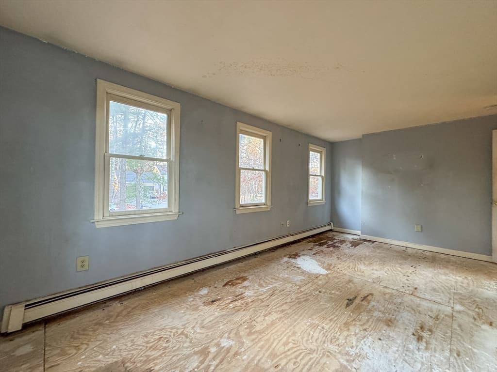 111 Snow St, Hanson MA 02341 photo 15