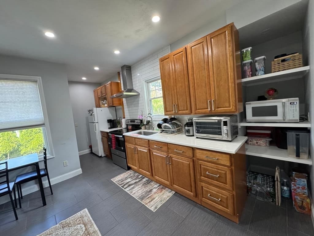 26 Orchard St, Leominster MA 01453 photo 15