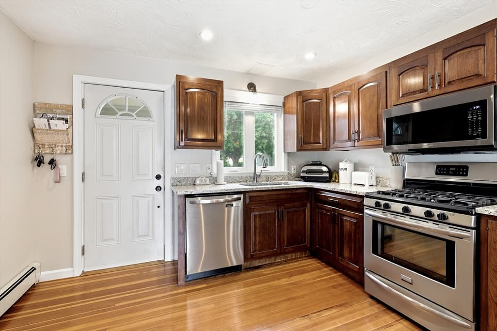 Single Family Residence at 27 Stebbins Street, Ludlow MA 01056, photo 14 of 34