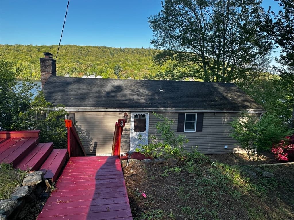 Single Family Residence at 8 Julia Ann Drive, Holland MA 01521, photo 3 of 37