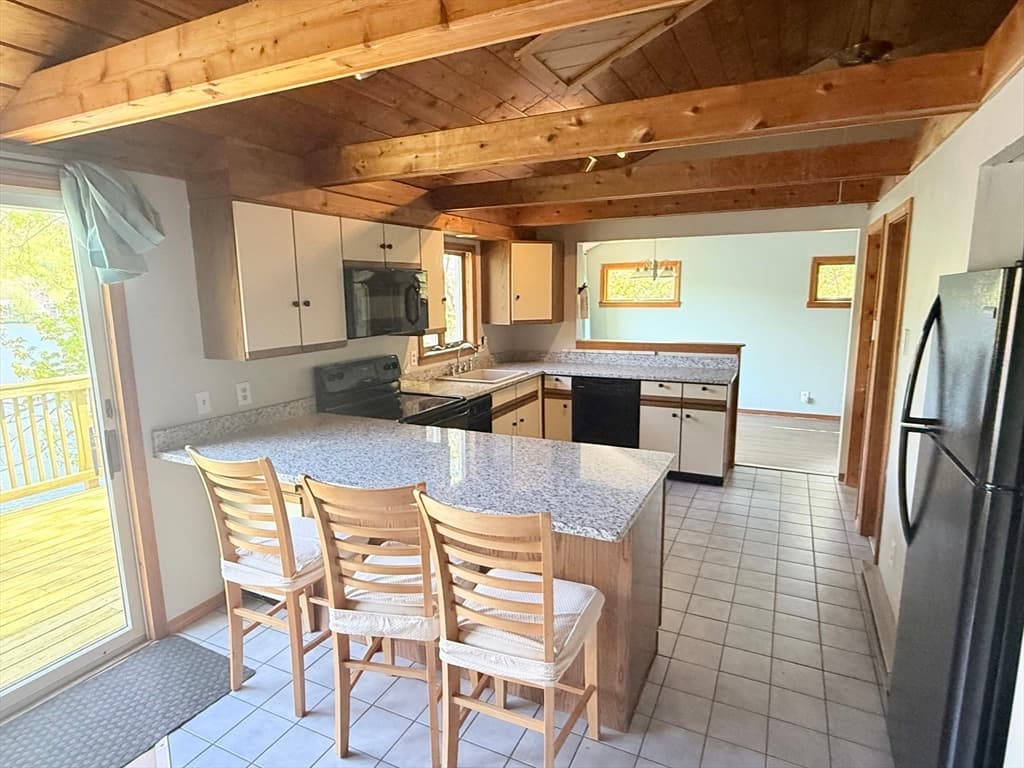 Single Family Residence at 8 Julia Ann Drive, Holland MA 01521, photo 18 of 37