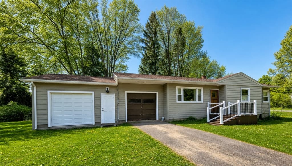 61 East Hadley Rd, Amherst MA 01002