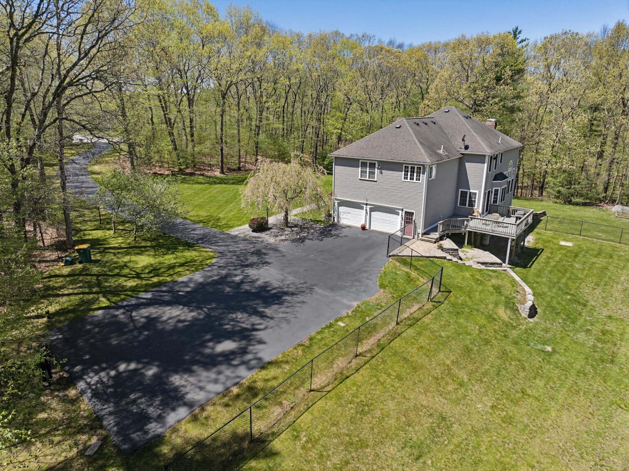 Single Family Residence at 10 Essex St, Douglas MA 01516, photo 12 of 42