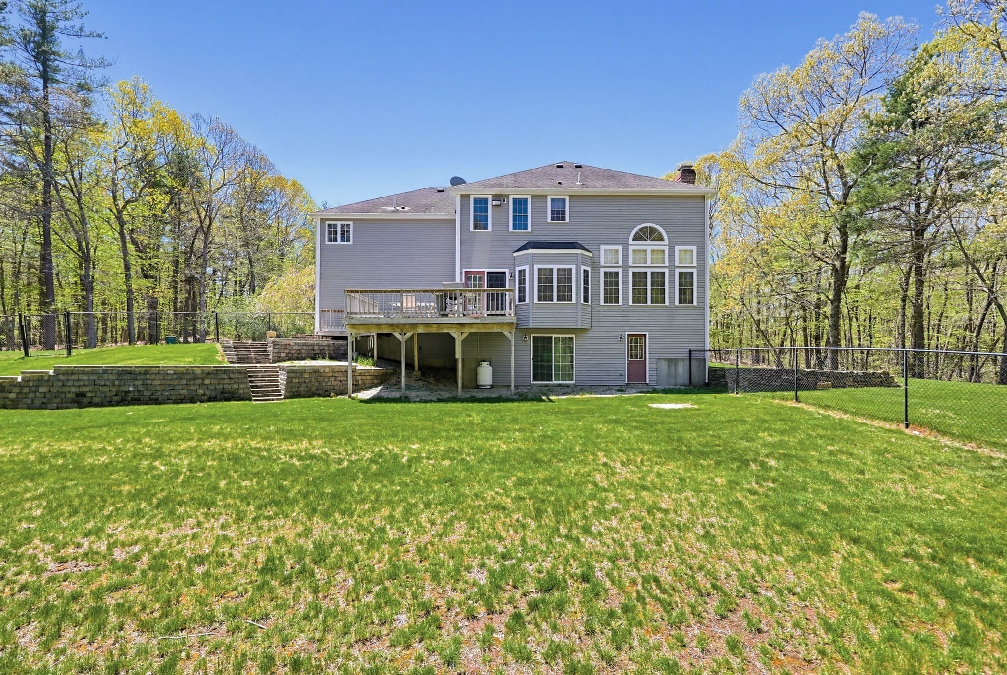 Single Family Residence at 10 Essex St, Douglas MA 01516, photo 7 of 42