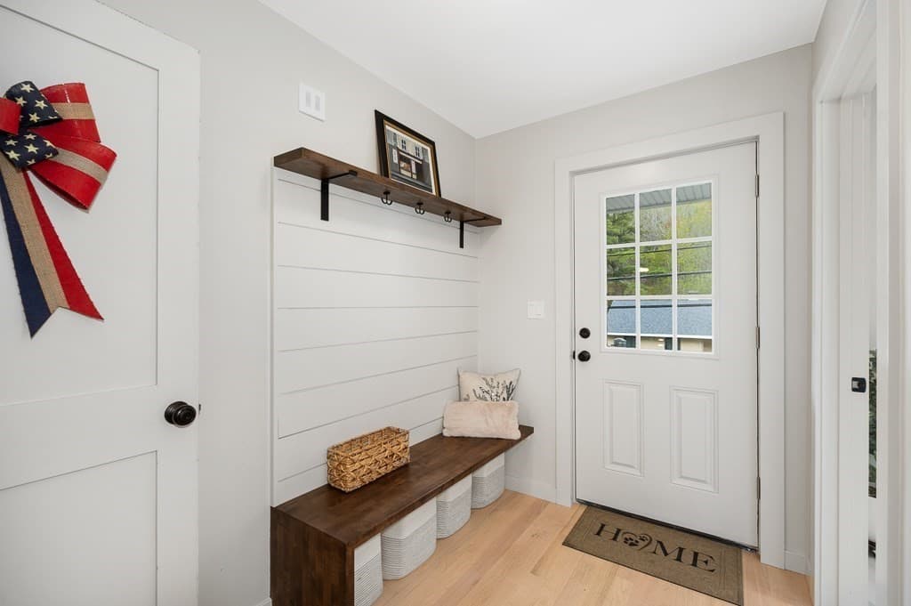 Condominium at 302 Western Ave # A, Gloucester MA 01930, Gloucester, photo 16 of 23