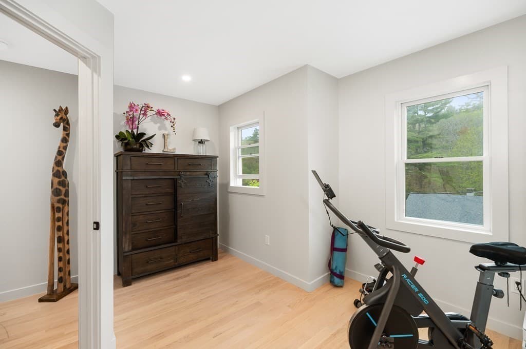Condominium at 302 Western Ave # A, Gloucester MA 01930, Gloucester, photo 12 of 23