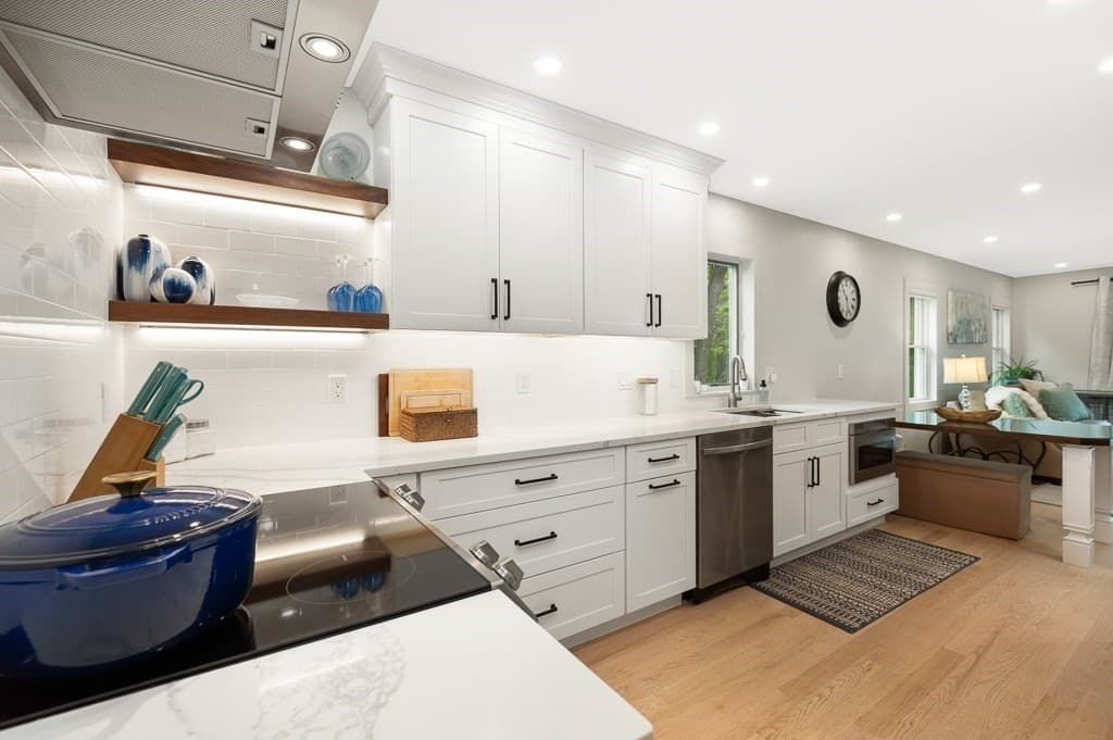 Condominium at 302 Western Ave # A, Gloucester MA 01930, Gloucester, photo 3 of 23