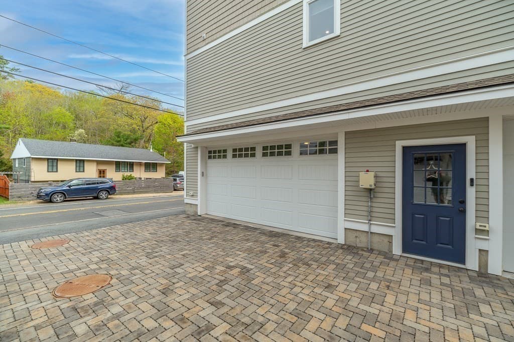Condominium at 302 Western Ave # A, Gloucester MA 01930, Gloucester, photo 21 of 23