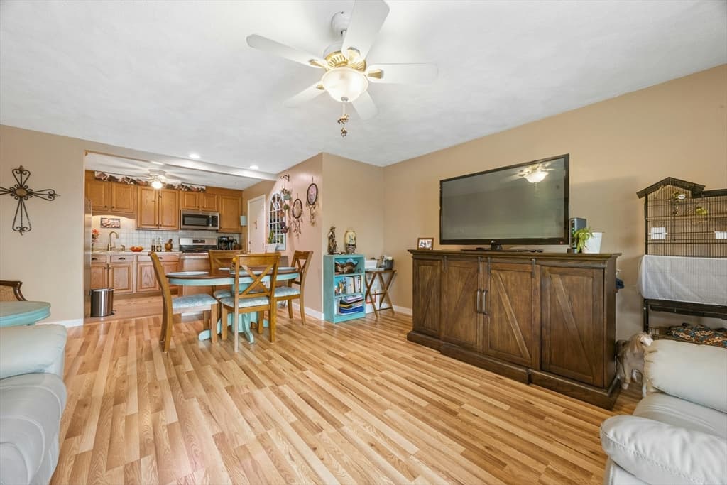 Condominium at 395 Merrimack St # 42, Methuen MA 01844, Methuen, photo 9 of 32