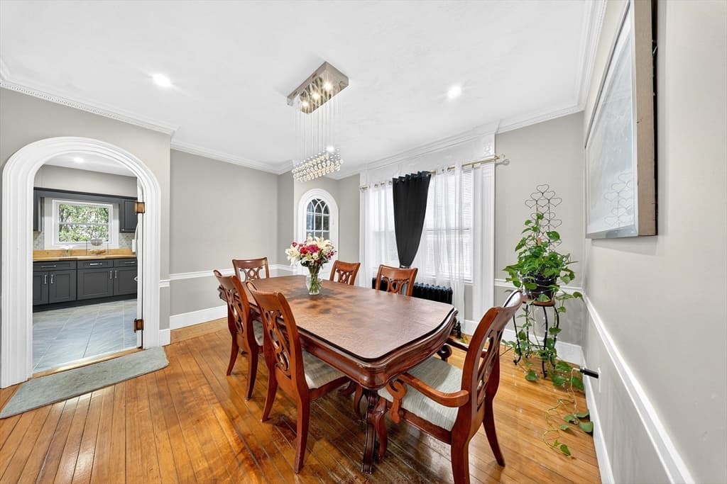710 High St, Fall River MA 02720 photo 11