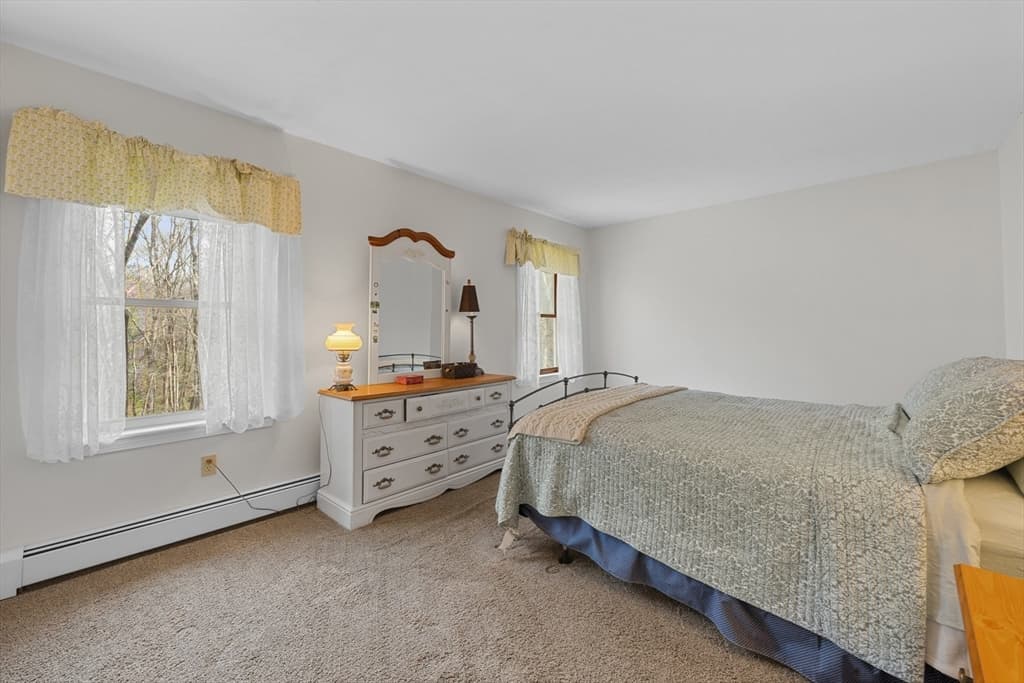 Single Family Residence at 39 Hillside Dr, Sturbridge MA 01566, Sturbridge, photo 23 of 41