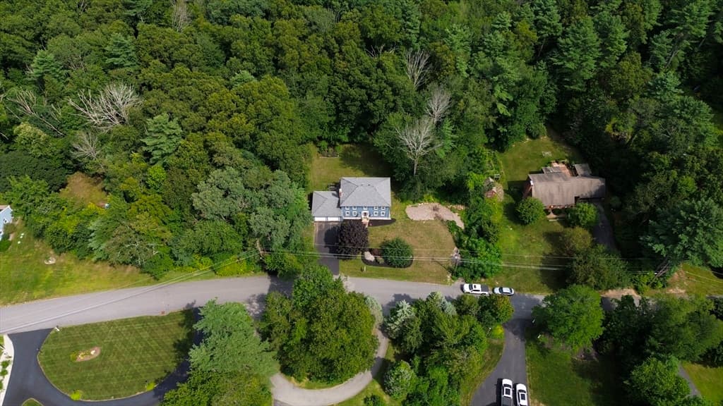 Single Family Residence at 39 Hillside Dr, Sturbridge MA 01566, Sturbridge, photo 40 of 41