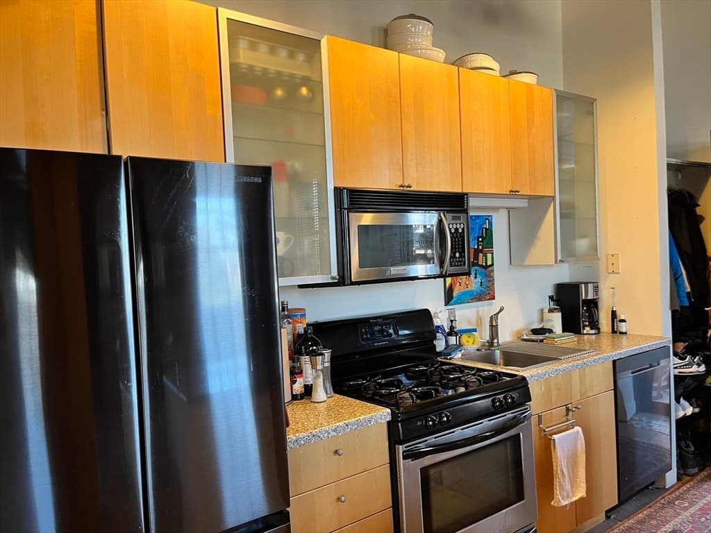 Condominium at 60 Dudley # 25, Chelsea MA 02150, Chelsea, photo 4 of 9