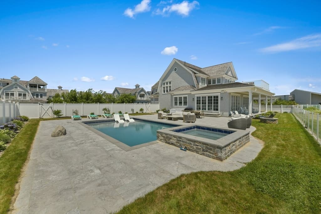 50 Coastline Drive, Mashpee MA 02649 photo 17