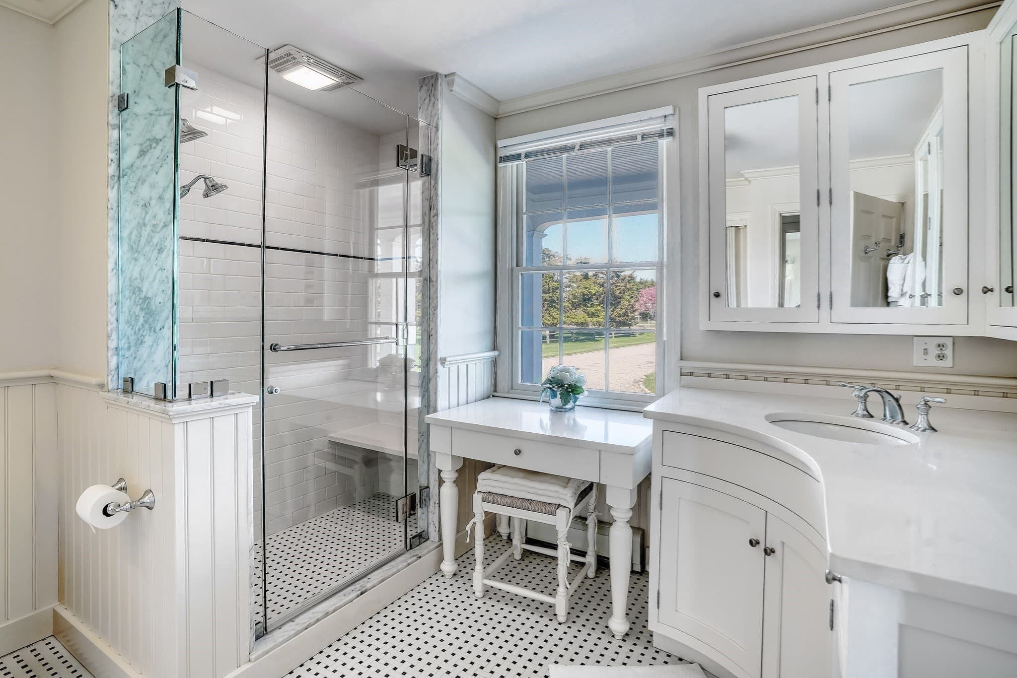Single Family Residence at 103 Edgartown Bay Road, Edgartown MA 02539, Edgartown, photo 17 of 30