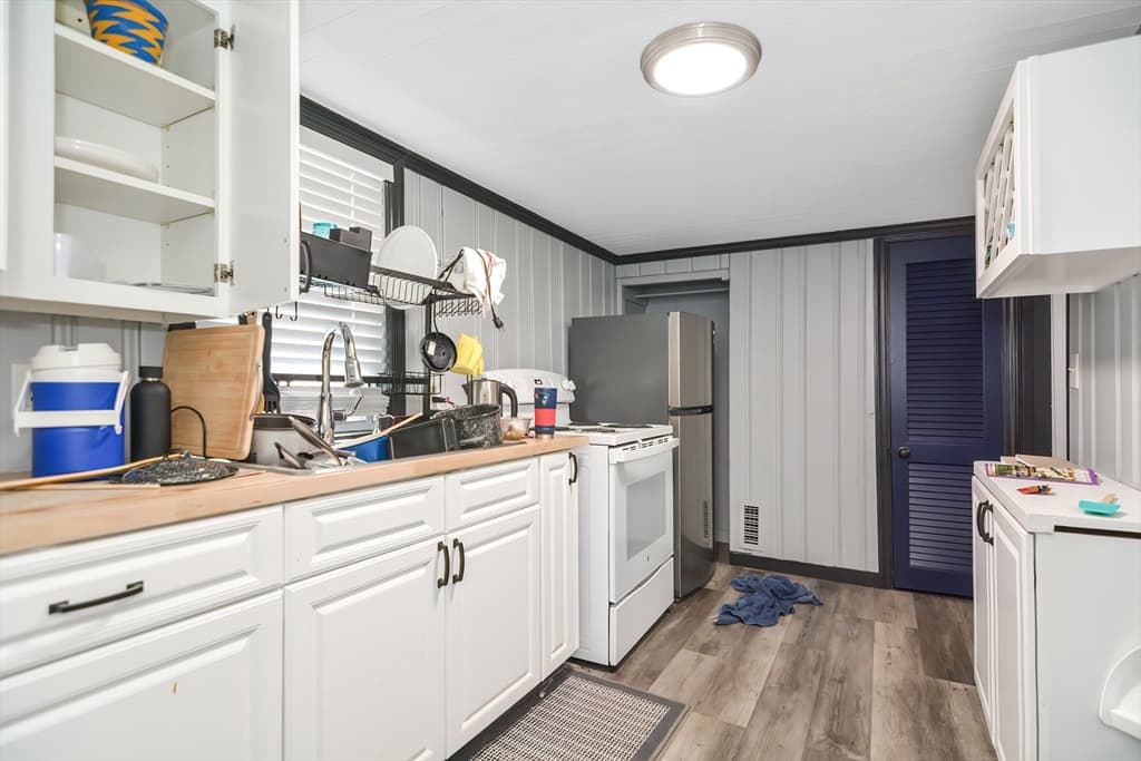 2 Family - 2 Units Up/Down at 254 N Main Street, Natick MA 01760, Natick, photo 10 of 23