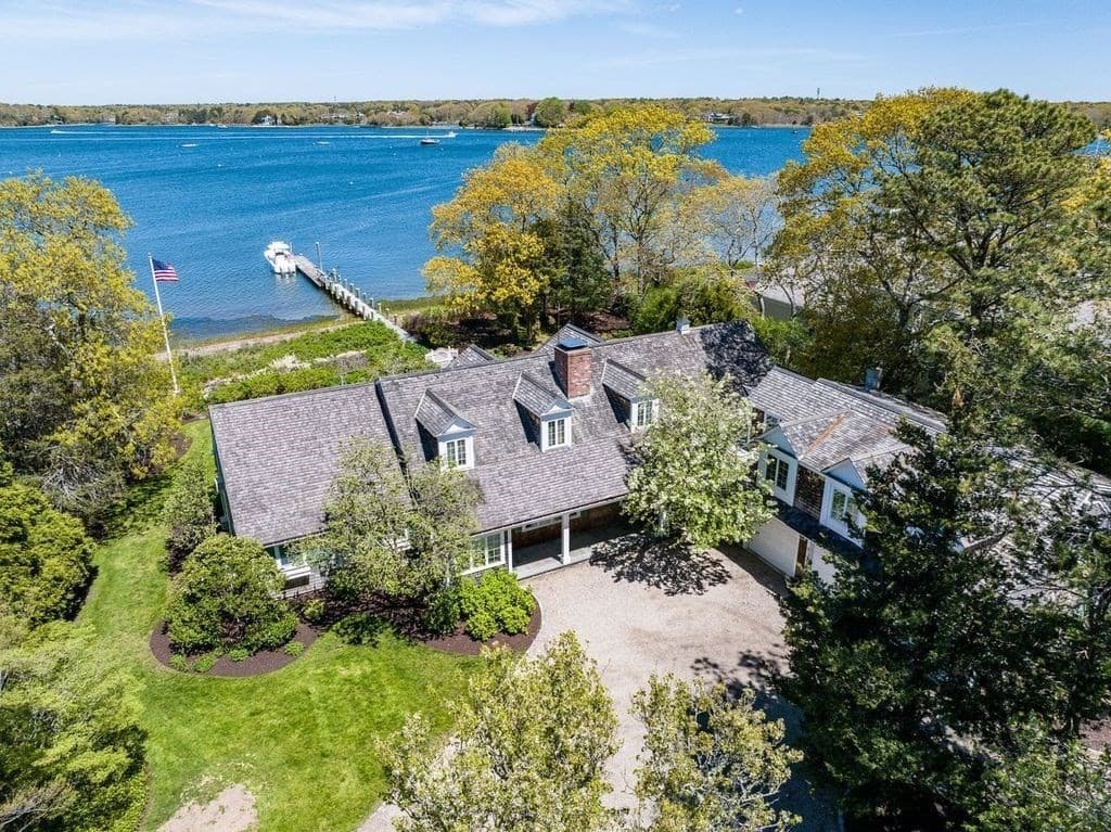 46 Great Bay Rd, Barnstable MA 02655