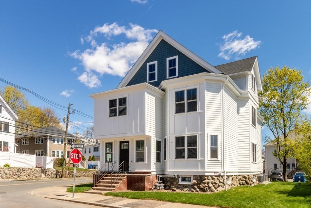 59 Wellington # 3, Waltham MA 02451