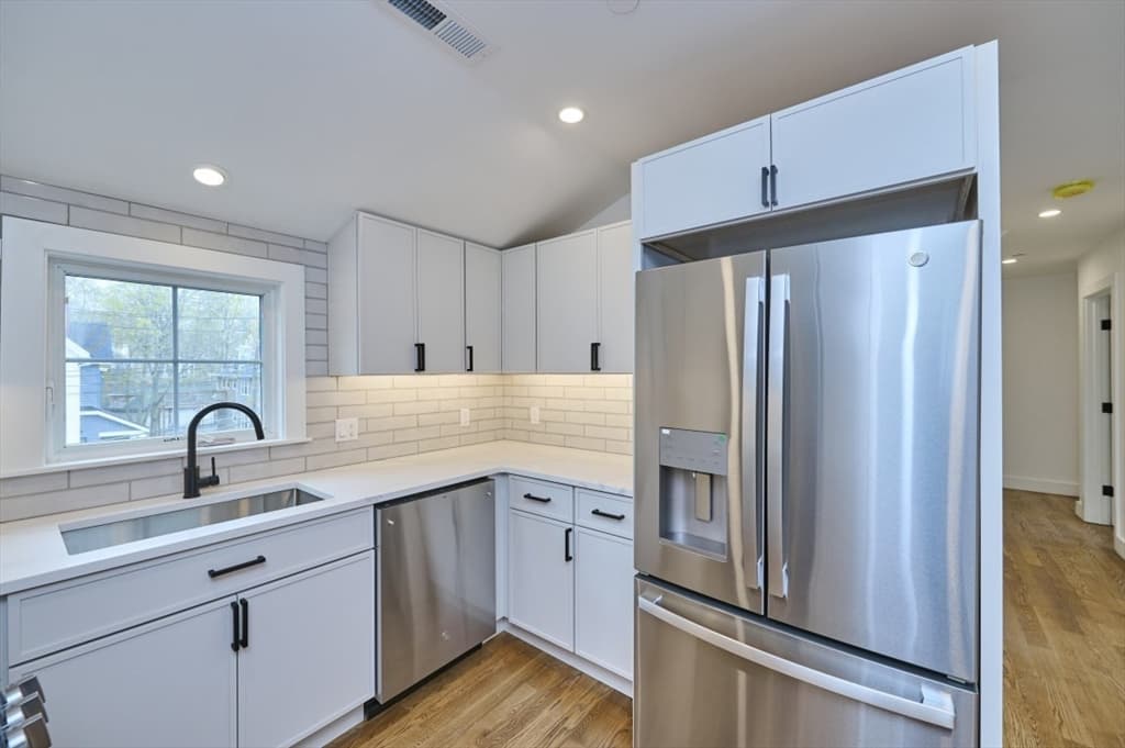 59 Wellington # 3, Waltham MA 02451 photo 4