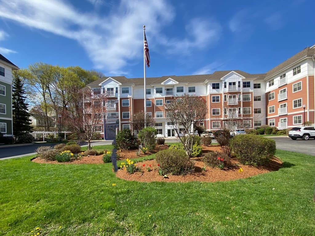 250 Main Street # 204, Hudson MA 01749