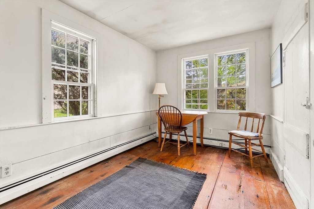 Single Family Residence at 65 Leonard Street, Gloucester MA 01930, Gloucester, photo 8 of 39