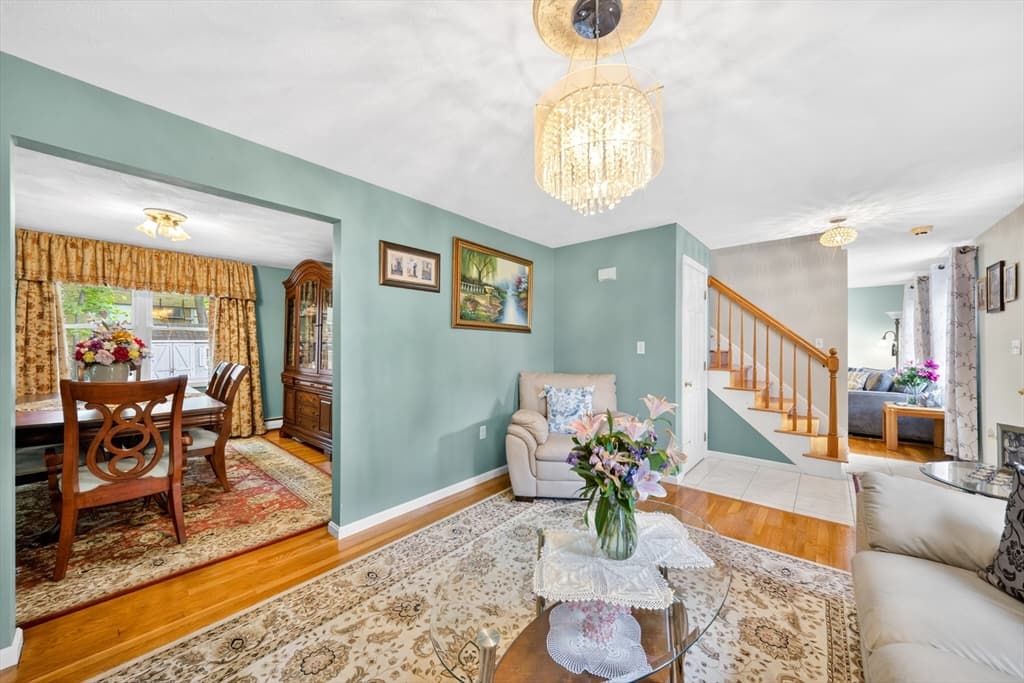 Single Family Residence at 8 Sparrow Ln, Peabody MA 01960, Peabody, photo 11 of 36