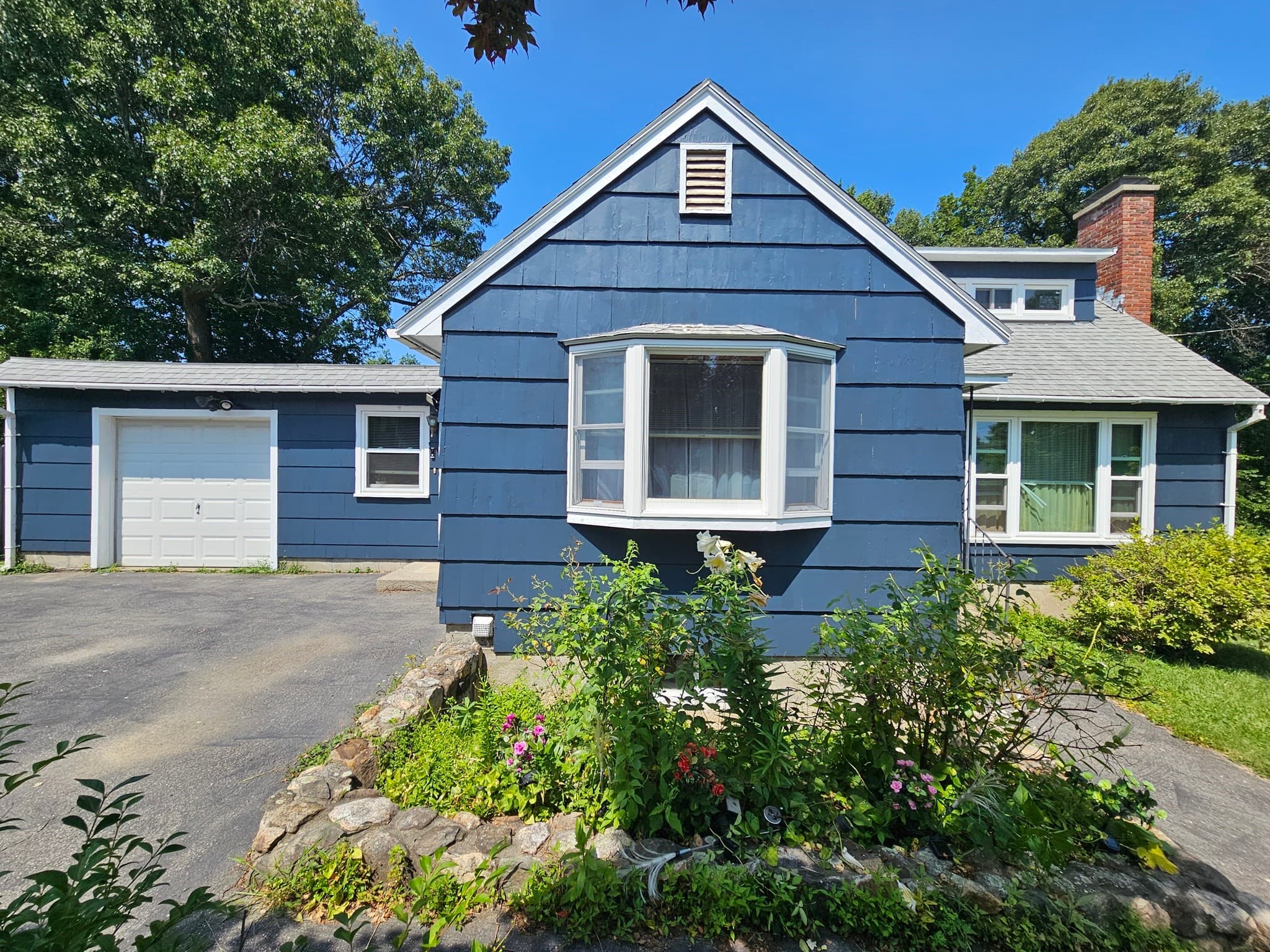 186 Ridge Rd, Marlborough MA 01752