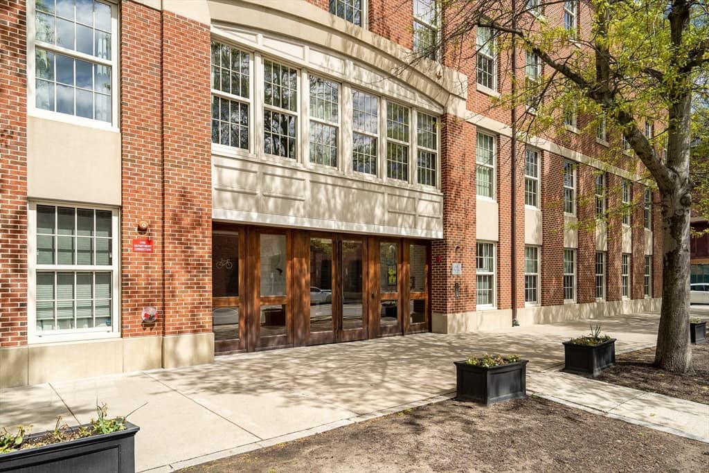 Condominium at 45 1st Ave # 302, Boston MA 02129, Boston, photo 13 of 16
