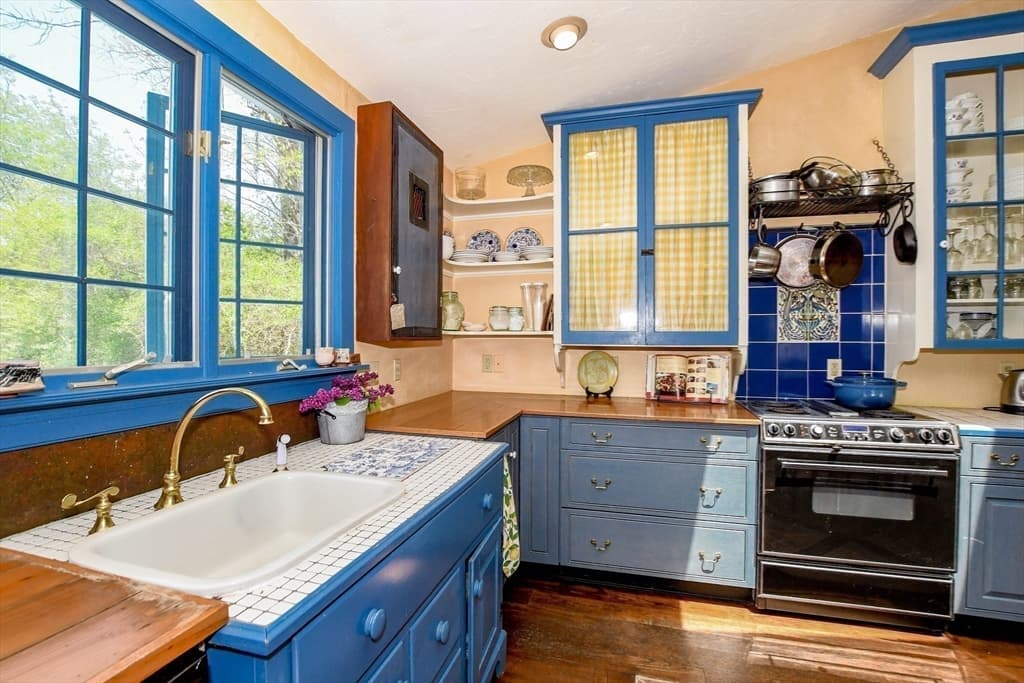 595 New Bedford Road, Rochester MA 02770 photo 10